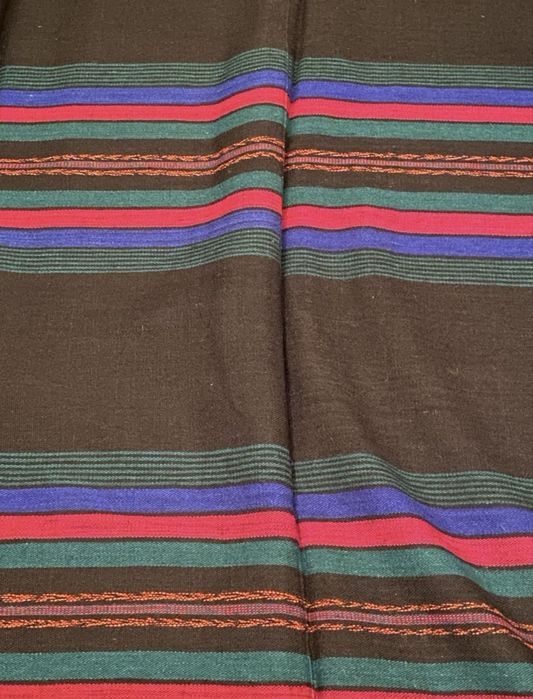 Ръчно тъкан килим