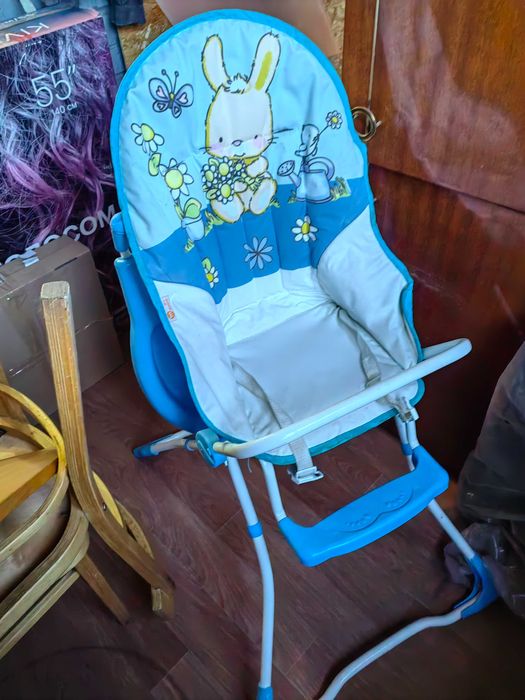 Столик для кормления, дектский столик