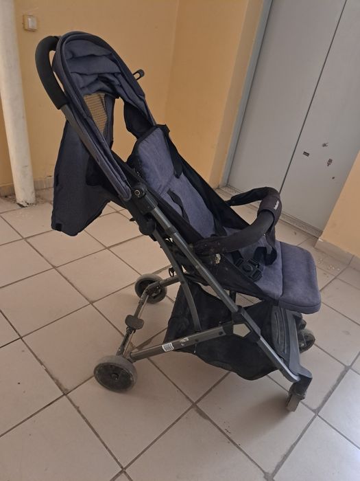 Коляска в среднем состояни