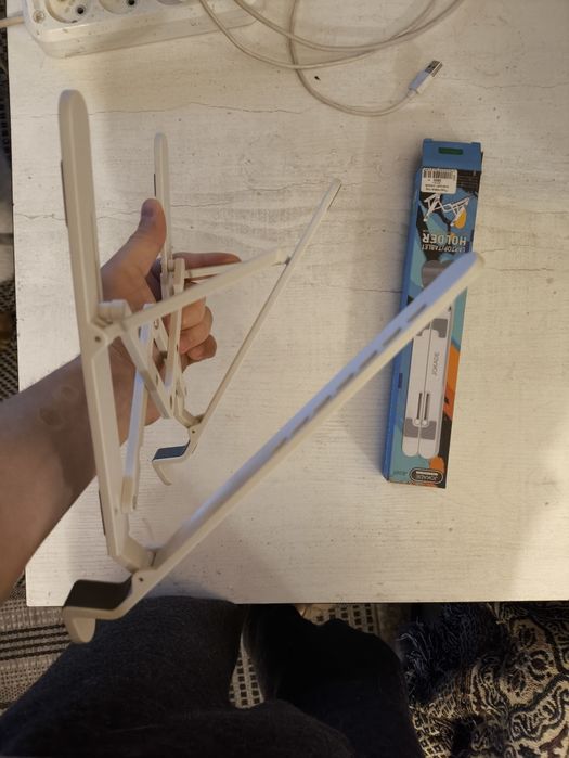 Подставка под ноутбук новая