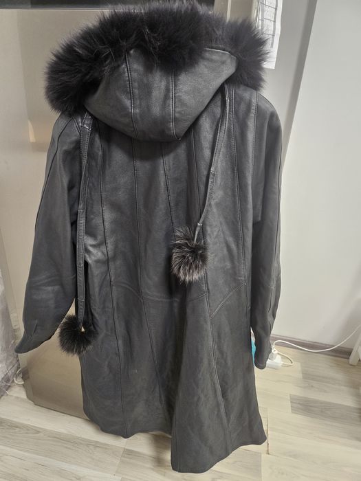 Haina piele naturala cu captusala  + vesta blana detasabila- marime  X