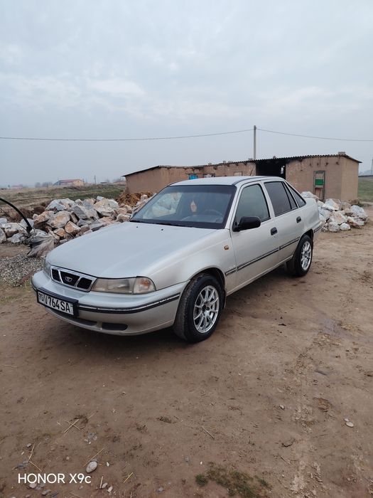 Nexia 1 sons 2006 yil normal xolatda metanda