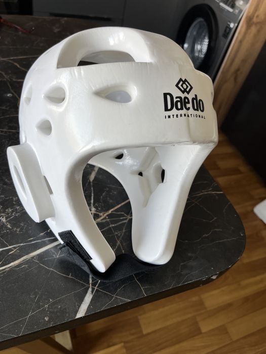 шлемы для бокса и тэквондо