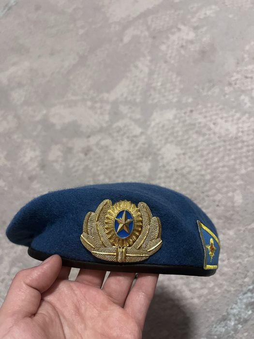 Продам берет, размер 57 готовый