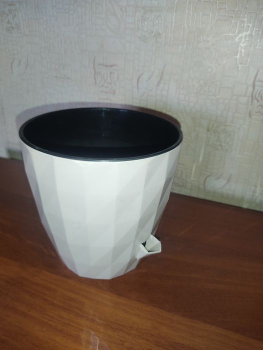 Горшки кашпо..//