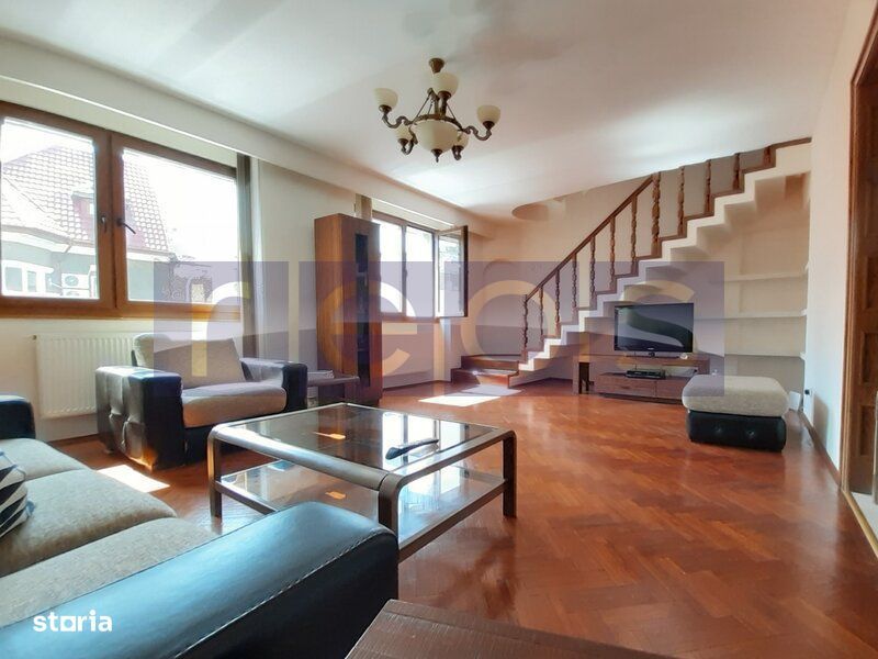 Vanzare Duplex Cotroceni | 3 Camere + Dependinte + Garaj — fotografia 1