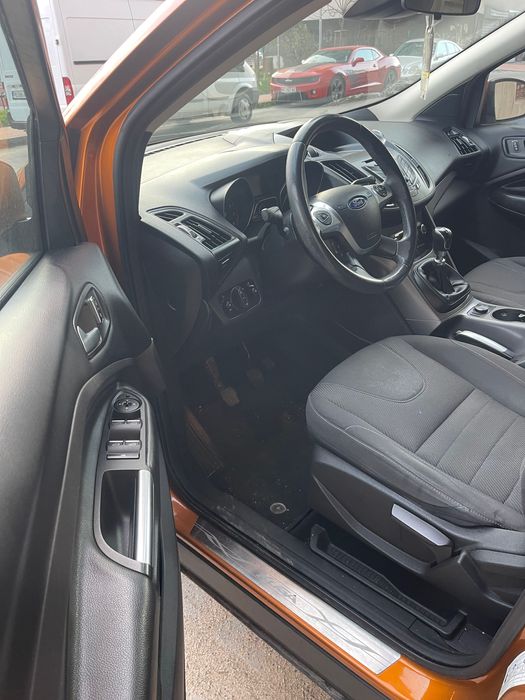 Ford KUGA 2016 година