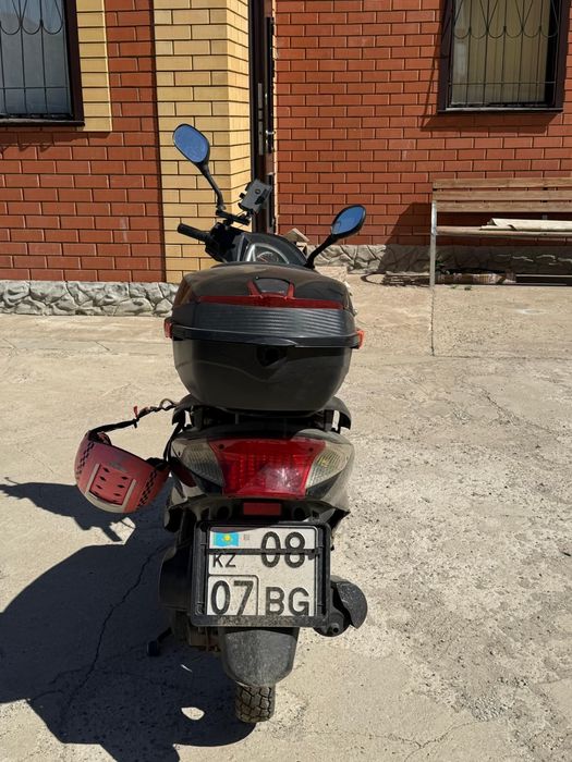 Продаю мопед М10
