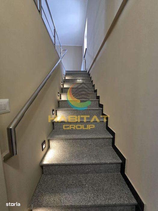 Casă de Vânzare cu Potențial Comercial | 350 mp, 9 Camere, Acces la 3