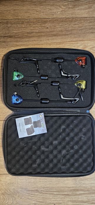 Set swingere pescuit crap – 4 bucăți cu iluminare