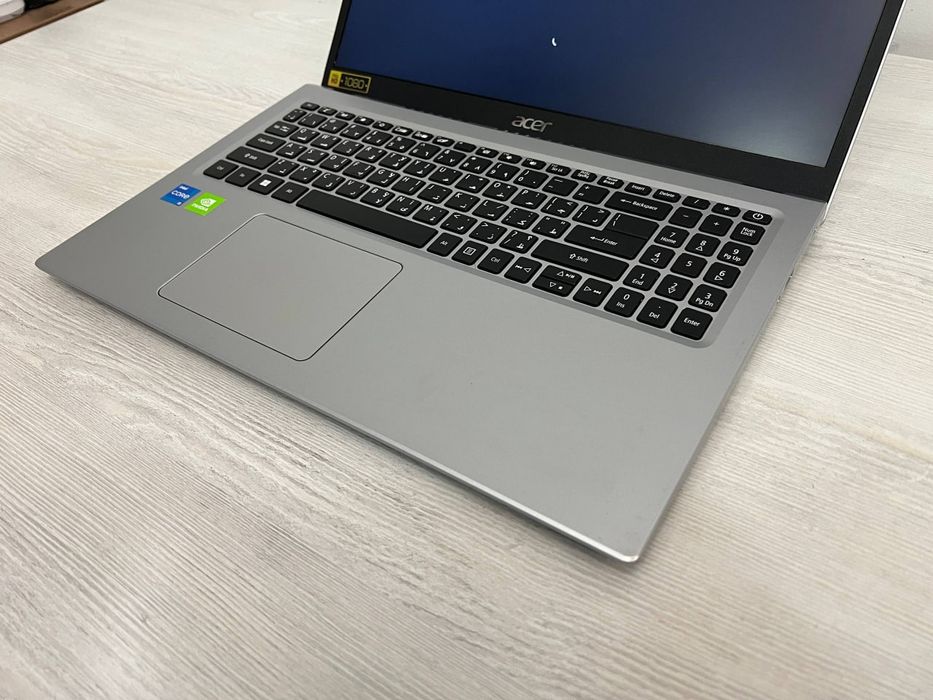 Noutbukni erkaki Acer