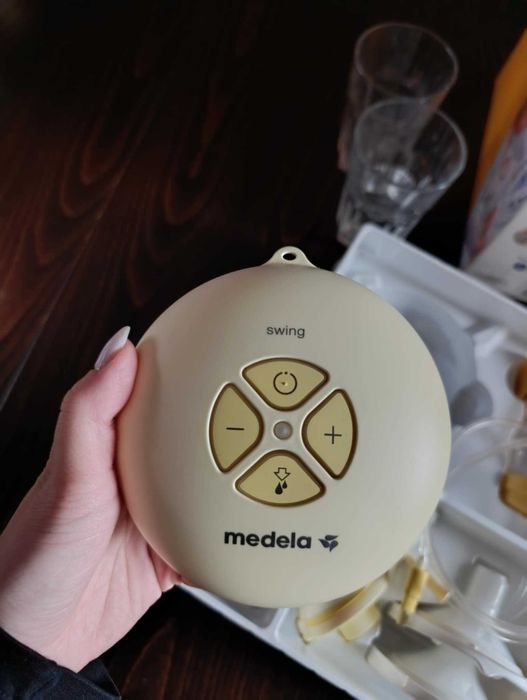 Помпа за кърма Medela swing flex