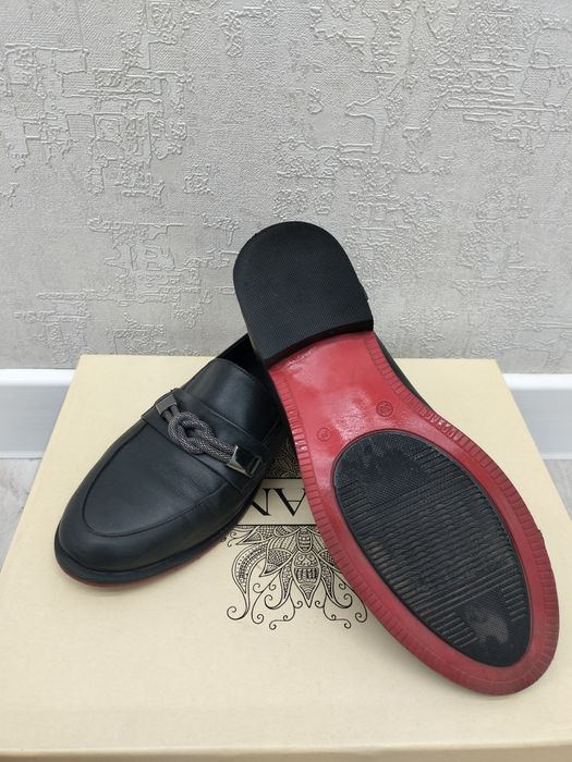 Продам кожаные лоферы