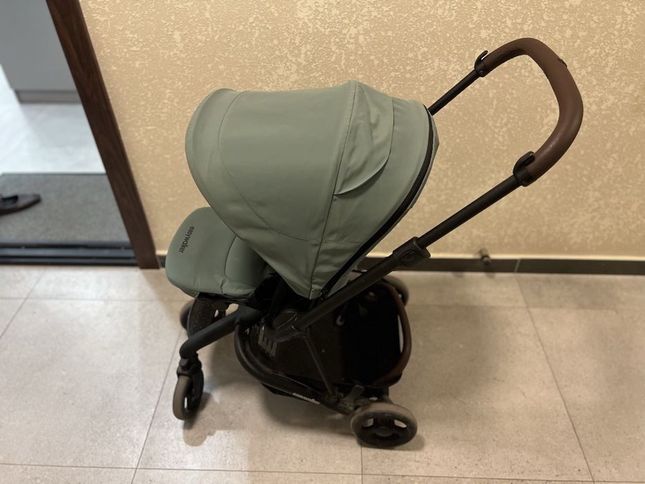 Коляска прогулочная Easywalker Charley 1