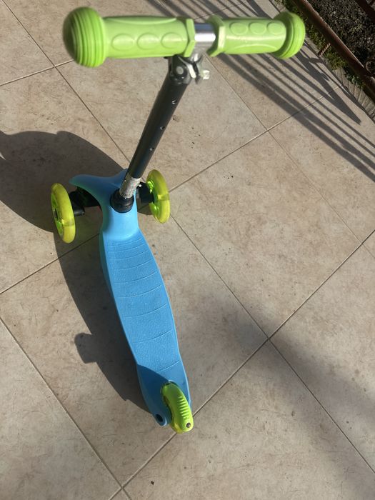 Lorelli Детска тротинетка Mini Blue & Green