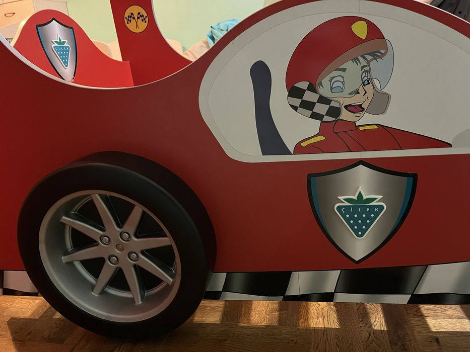 Матрак и детско легло кола