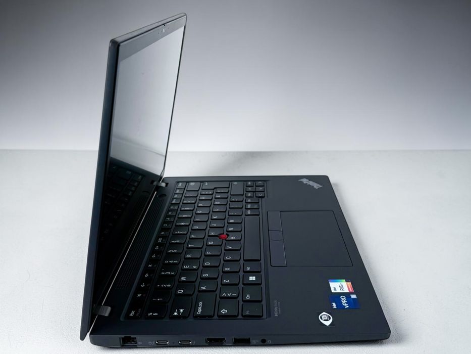 Лаптоп Lenovo ThinkPad T14 Gen 3 14" WUXGA i5-1245u 16RAM 256SSD Гаранция!