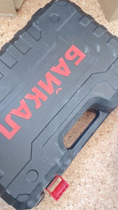 Продам инструмент строительные