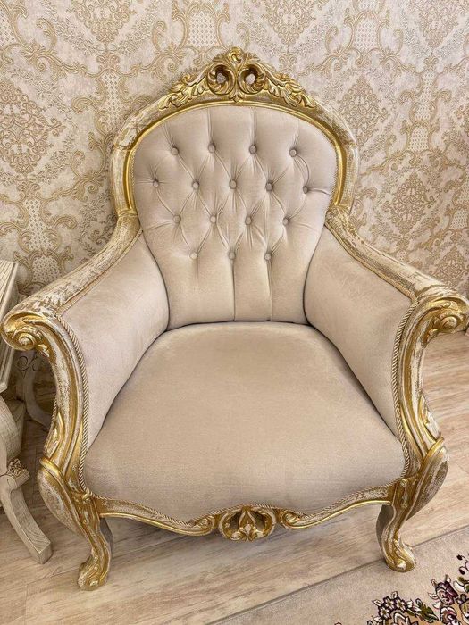 Мягкая мебель для гостиной