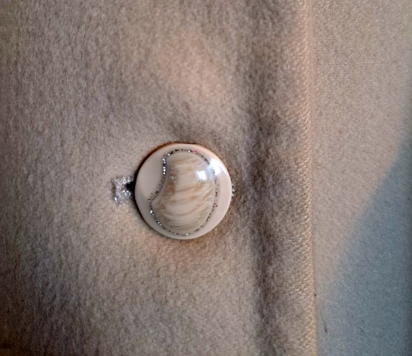 Palton Stefanel din lână, cambrat, bej unt