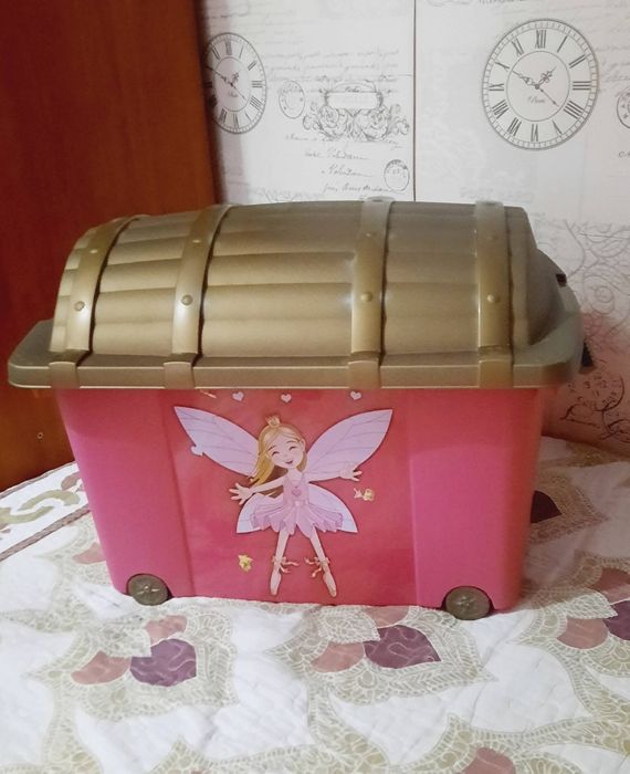 Cufăr cu roți pentru depozitare jucării
