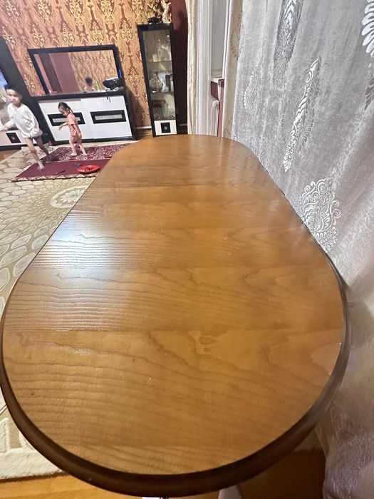 Продам Стол гостиной