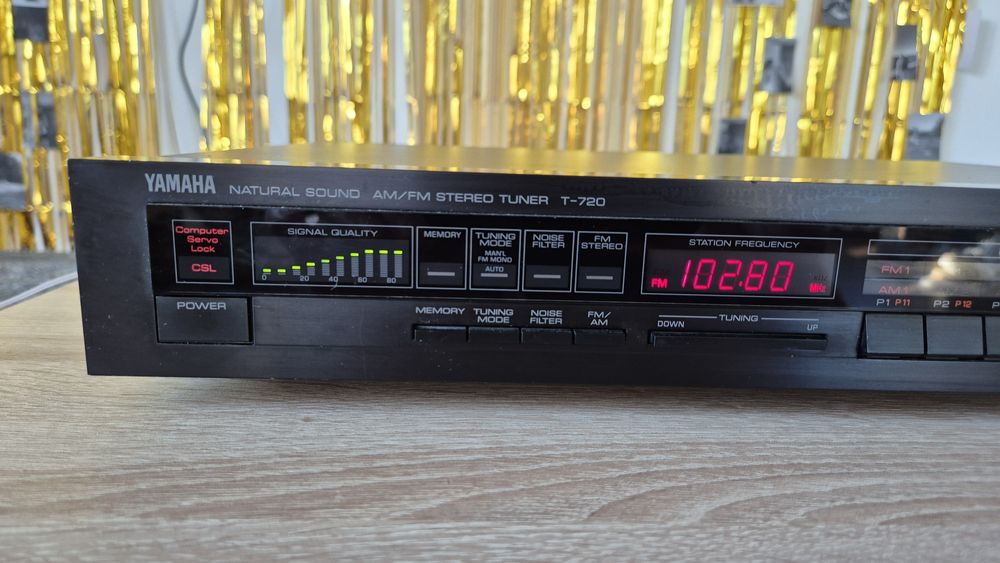 Tuner Stereo Yamaha T-720 (Natural Sound) ,impecabil