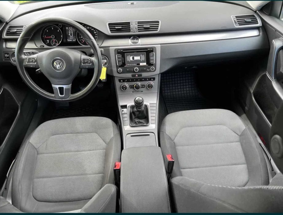 VOLKSWAGEN Passat 2013 — imagine 3