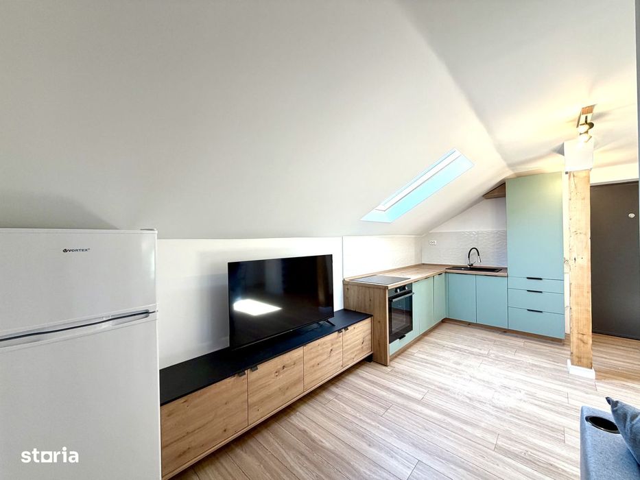 Apartament 50 mp etaj 3 finisat, mobilat, utilat deasupra Tribunalului