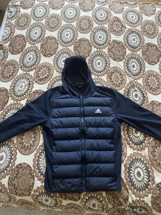 Продается ветровка “Adidas”