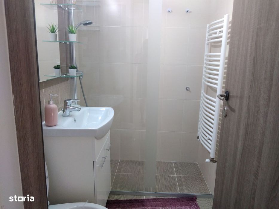 Bd. Bucuresti - Ambasador, apartament 3 camere!