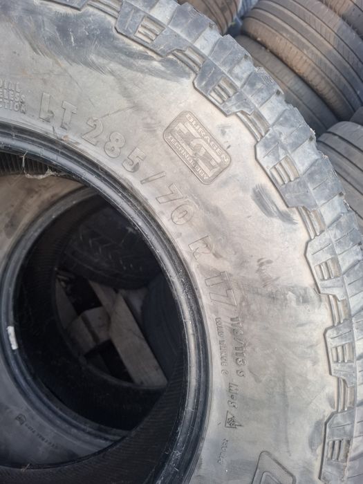 Vand 2 anvelope LT 285 70 17 general de iarna bune dot 2021