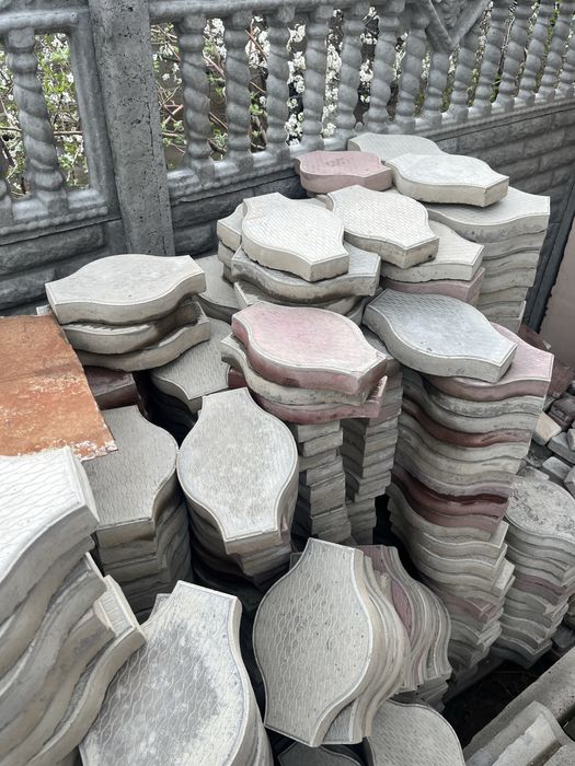 Брусчатка Б/У  78м кв. По 500 тг…