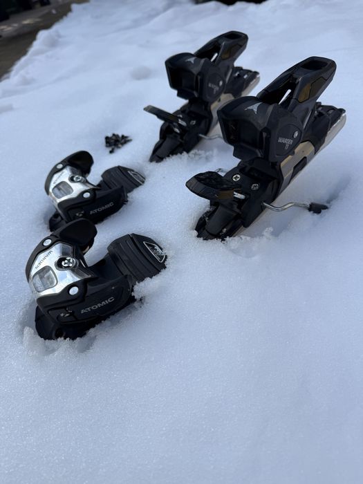 Legaturi Atomic Warden 11