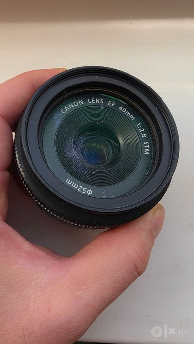 Объектив Canon 40mm