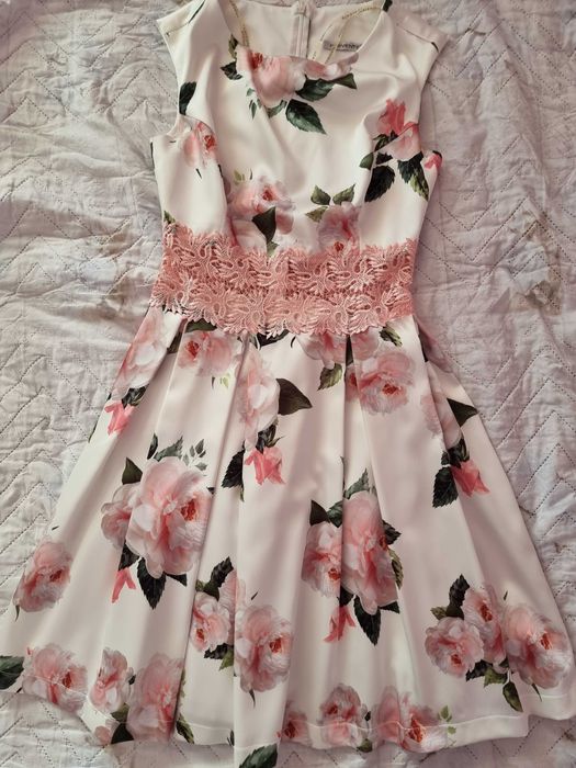 Рокля официална М / 38 бяло и розово Fervente