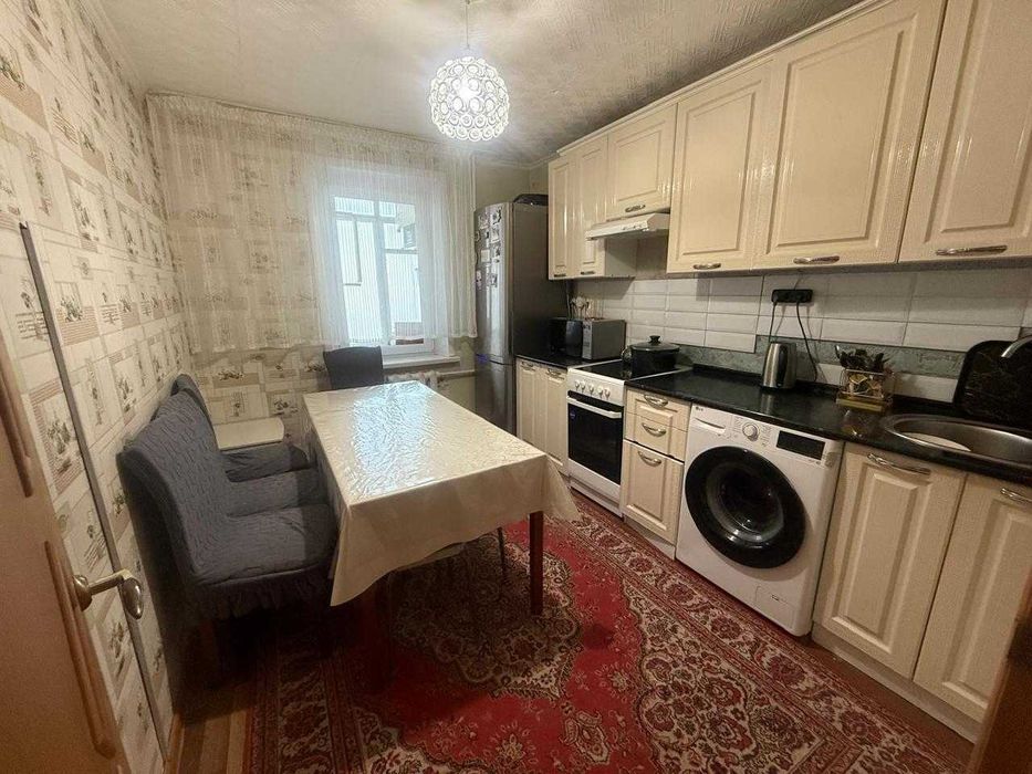 Продам 3 комн на Востоке 5 Мамраева