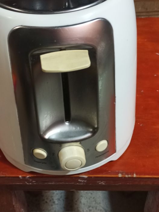 Тостер Vitek  включается На Запчасти