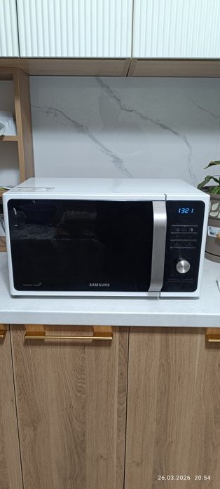 Микроволновка SAMSUNG