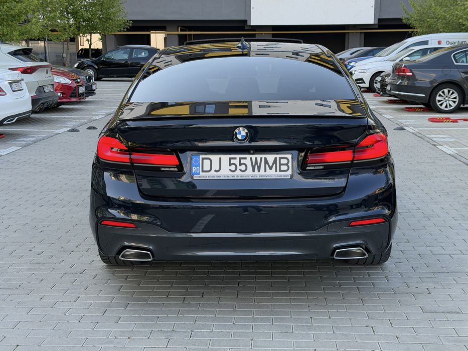 BMW 520d Xdrive M Packet - Camere 360, Distronic, Softclose, Harman Kardon