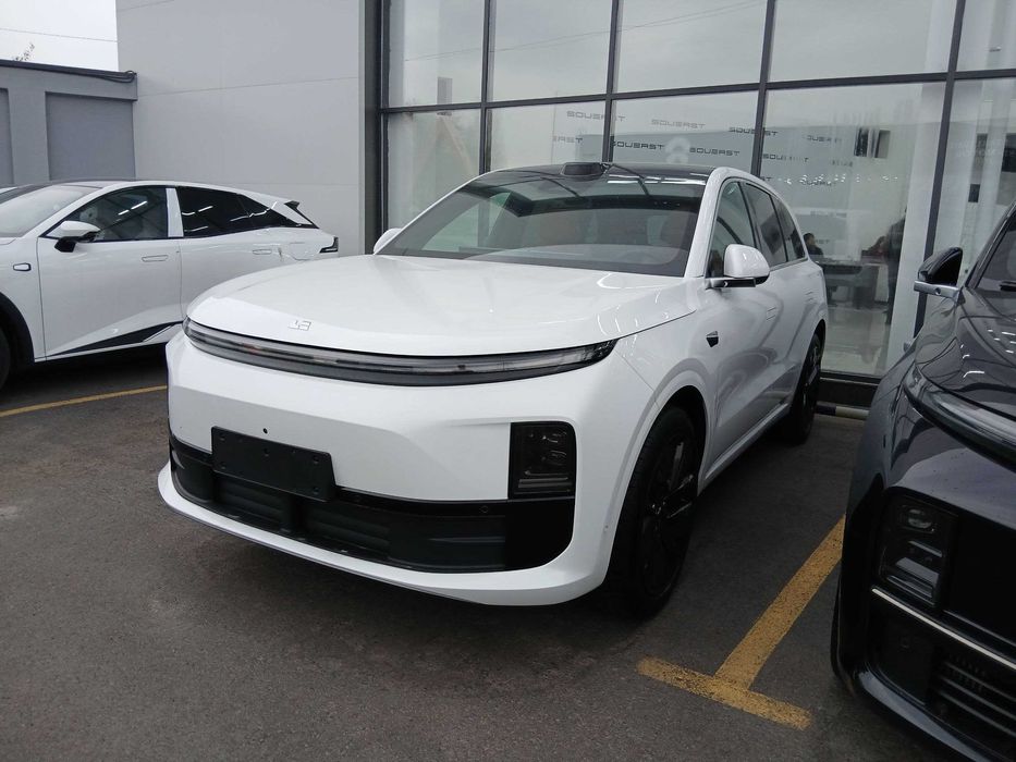 Официальный дилер с гарантией Рестайлинг вариант LIXIANG L6 PRO и MAX