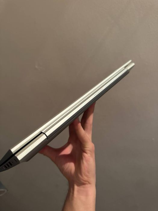 HP Pro-book core i3  8/256  13 inch