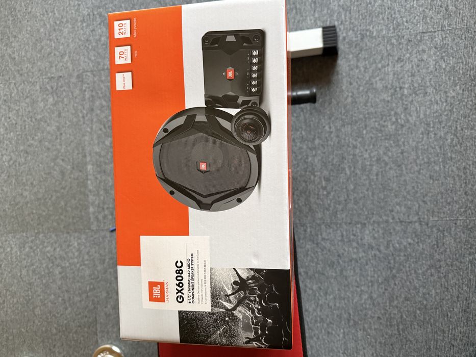 Продам автоколонки JBL GX608C