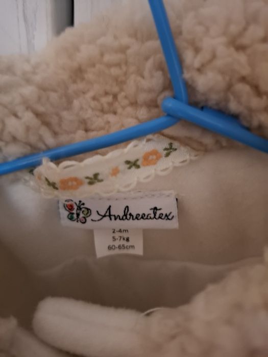 Palton tradițional bebe botez Andreeatex stofa cu blăniță 2 - 4 luni