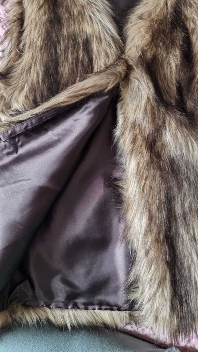 Елек H&M изкуствен косъм М размер