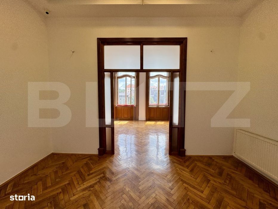 Vand apartament ULTRACENTRAL cu 2 camere - perfect pentru spatiu de bi