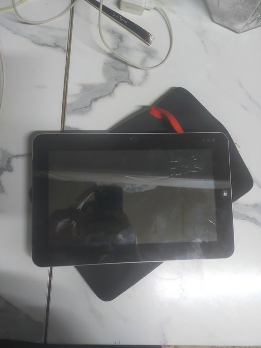 Планшет зарядкасы жок