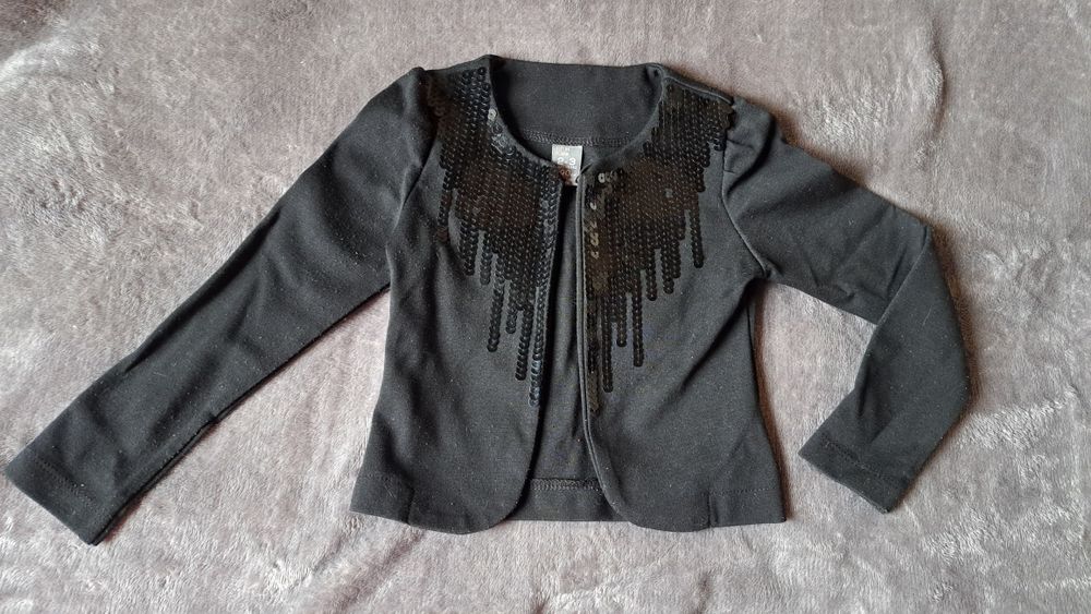 Продам детские вещи на девочку