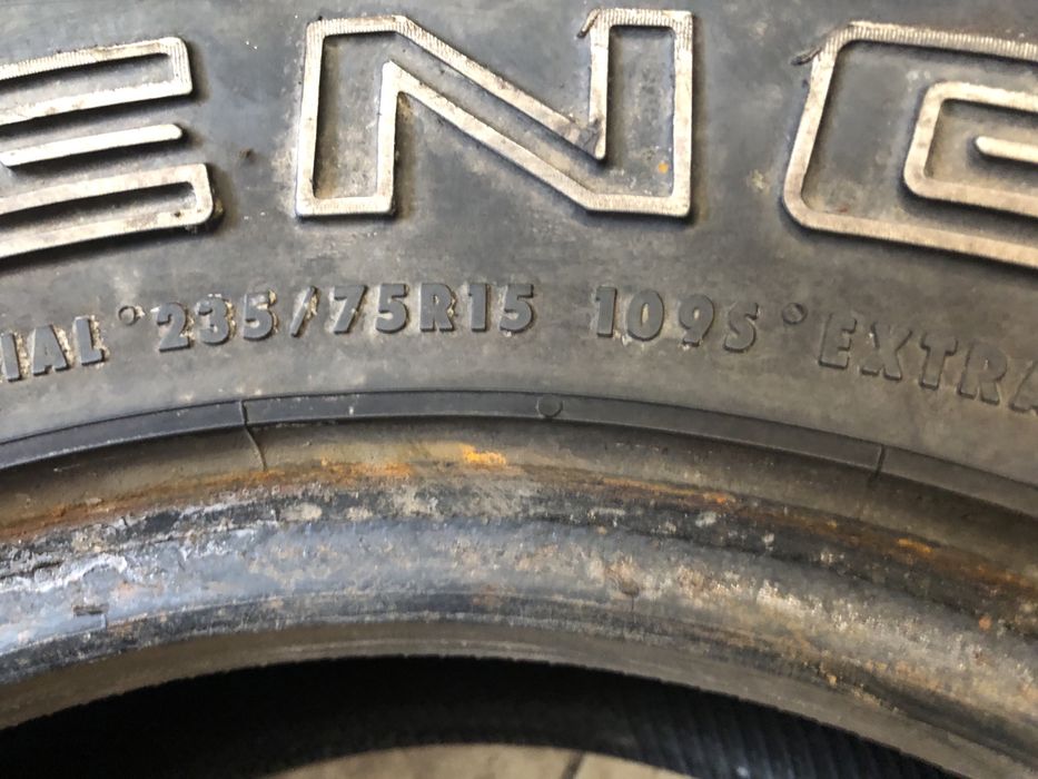 235/75/15 пара шин б/у из Германии