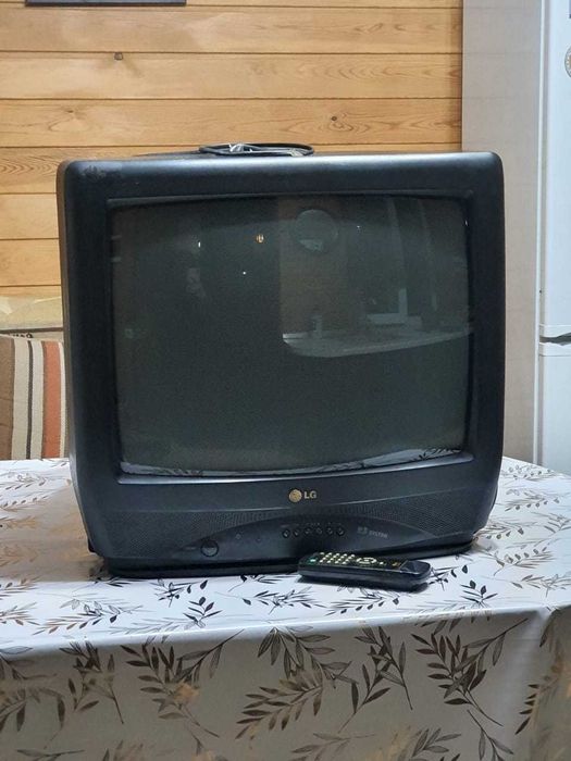 Телевизор LG 23 SYSTEM